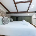 New - Luxury House Near The 3bdr-3bth Appartement *